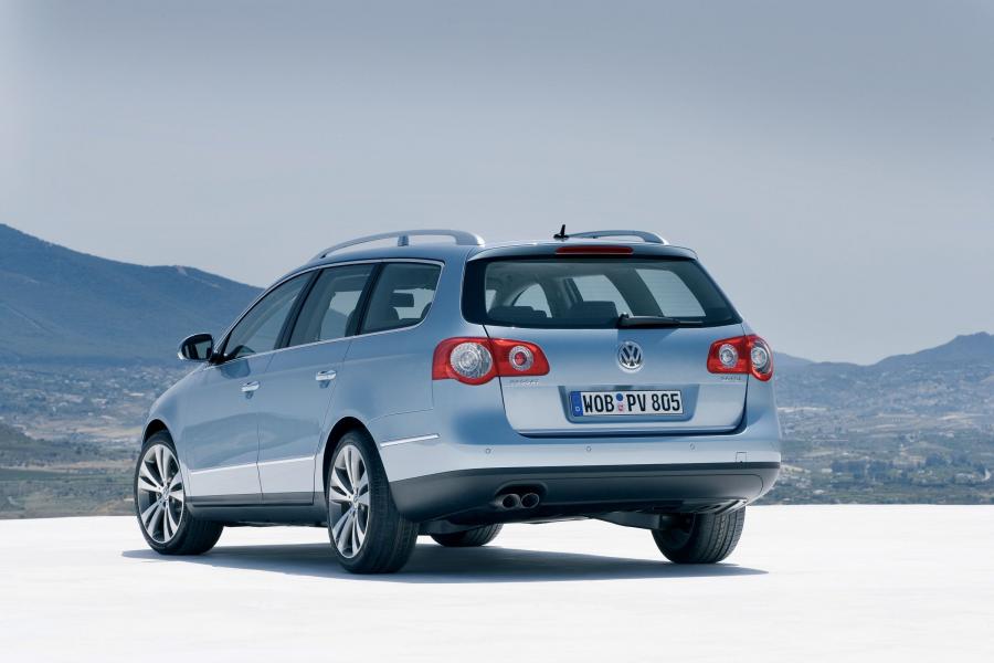  Volkswagen Passat Variant 2005 года  (фото 99 из 121)